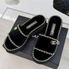 Picture of Chanel Slippers _SKUChanelsz35-40DB03173233